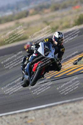 media/Nov-06-2022-SoCal Trackdays (Sun) [[208d2ccc26]]/Turn 11 (10am)/